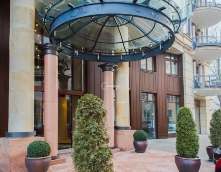 OPERA RESIDENCE