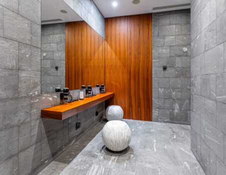 apartamentowiec Złota 44